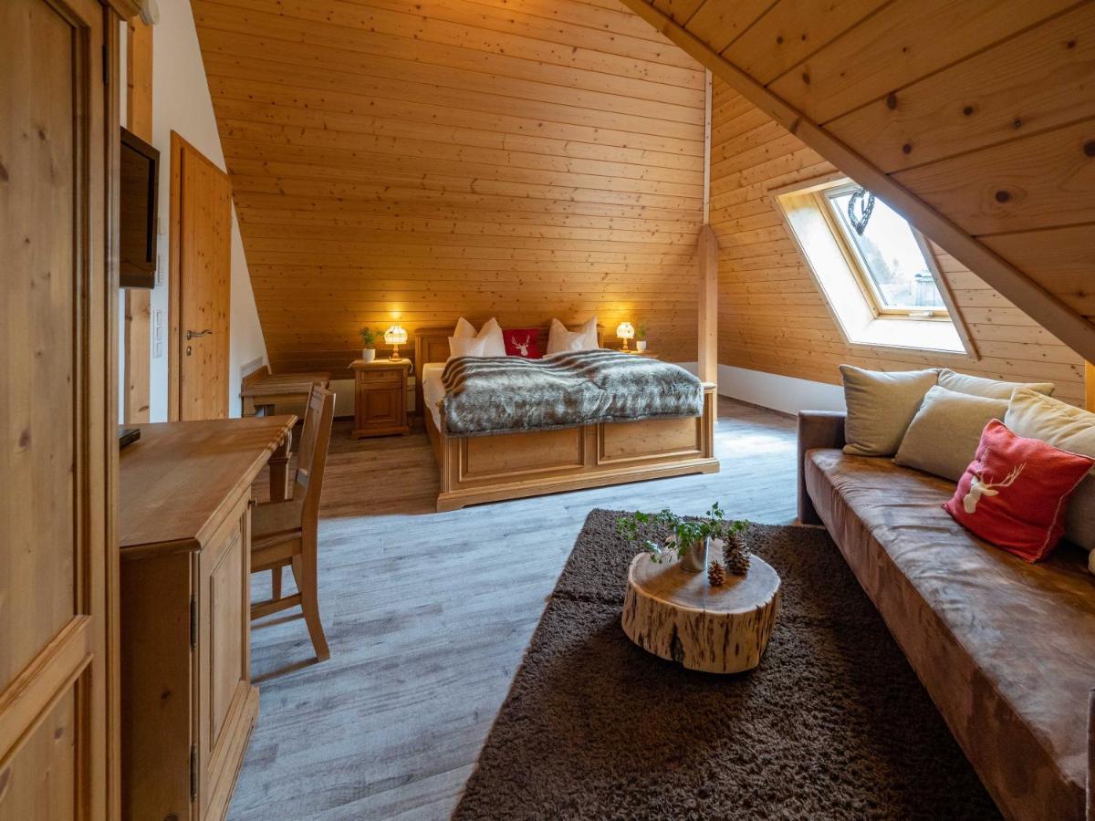 Holiday Apartements By Hotel Gruener Baum Feldberg เฟลด์แบร์ก ภายนอก รูปภาพ