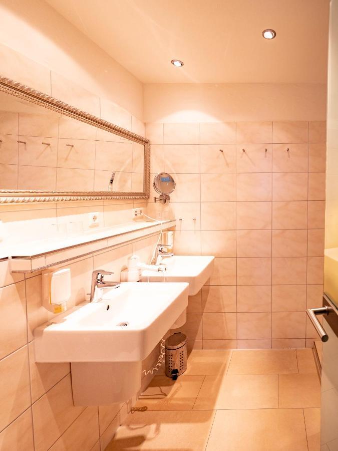 Holiday Apartements By Hotel Gruener Baum Feldberg เฟลด์แบร์ก ภายนอก รูปภาพ