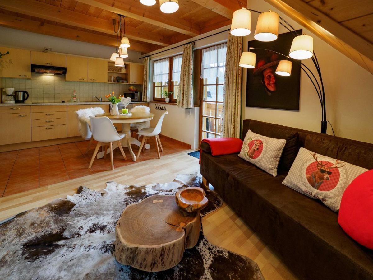 Holiday Apartements By Hotel Gruener Baum Feldberg เฟลด์แบร์ก ภายนอก รูปภาพ