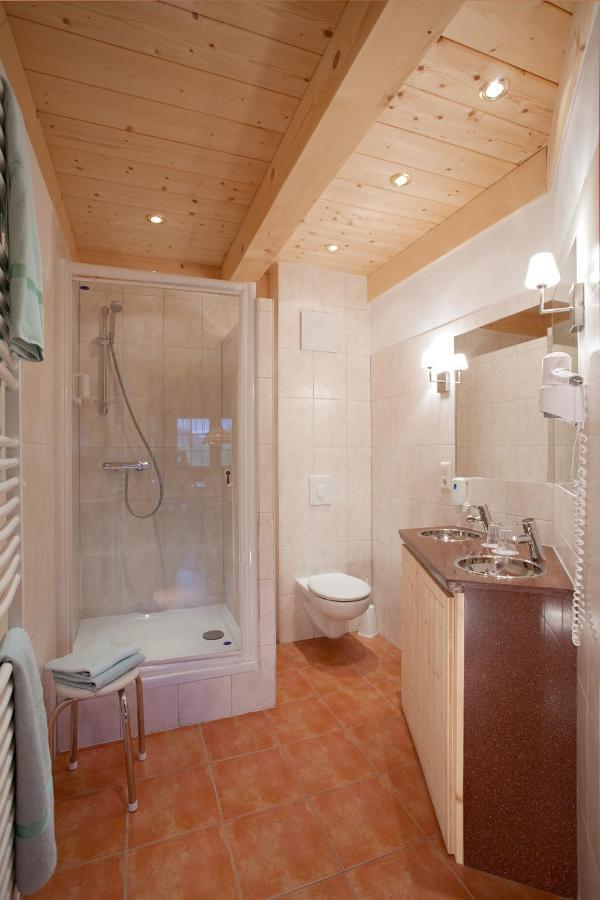 Holiday Apartements By Hotel Gruener Baum Feldberg เฟลด์แบร์ก ภายนอก รูปภาพ